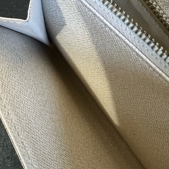 Authentic Louis Vuitton Damier Azur Wallet - Picture 11 of 16